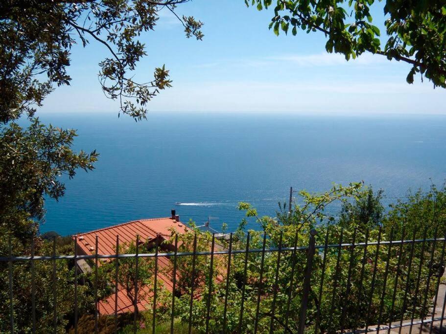 Nature&Sea Chalet Corniglia Esterno foto