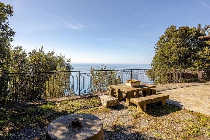 Nature&Sea Chalet Corniglia Esterno foto